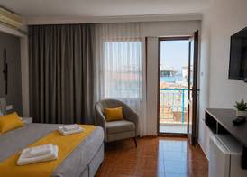 Hotel Efesian B&B City Center - Harbour 4