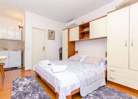 Apartments Emmas studio 2