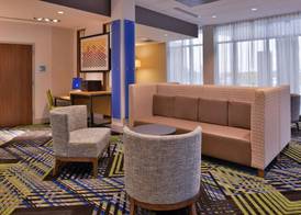 Holiday Inn Express & Suites MARSHALLTOWN by IHG 3