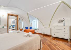 GuestHost - Casa Querida Central & Elegant Flat 4
