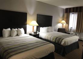Country Inn & Suites by Radisson, Indianapolis East, IN 5