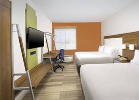 Holiday Inn Express & Suites SAN ANTONIO-DTWN MARKET AREA by IHG 4