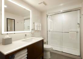 Holiday Inn & Suites OTTAWA KANATA by IHG 3