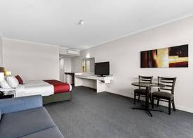 Mantra Meridien Adelaide 5