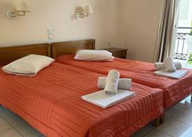 Chryssi Akti Hotel 3