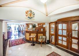 Sartori's Hotel 2