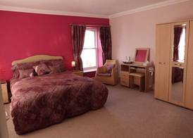 The Golden Lion Hotel 3