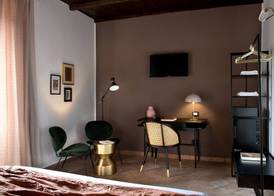 La Nova Bed and Museum 5