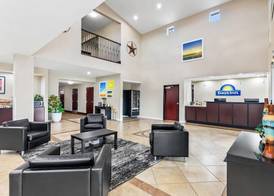 Days Inn by Wyndham Rockdale Texas 3