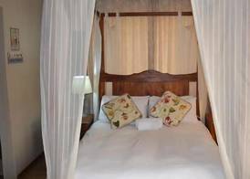 Stoep Cafe Guest House 5