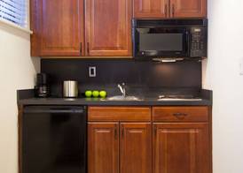 Federal City Inn & Suites 3