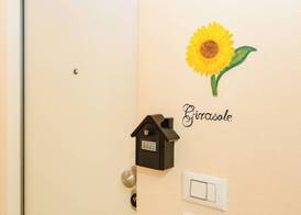 Flowers Apartments 2