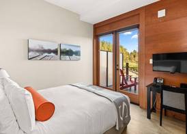 Sproat Lake Landing Resort 2