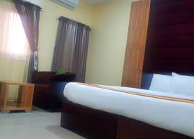 Blue Springs Hotel 3