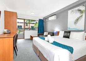 Peninsula Nelson Bay Motel and Serviced Apartments 2
