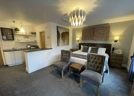 The Townhouse Boutique Hotel 2