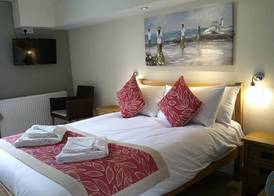 The Crown Hotel 3