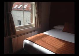Aberdour Hotel, Stables Rooms & Beer Garden 3