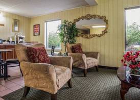 Econo Lodge Inn & Suites Lugoff 2