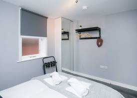 Malone Place Apartment 4