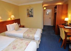 Best Western PLUS Grim's Dyke Hotel 5