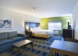 Holiday Inn Express & Suites VERMILLION by IHG 2