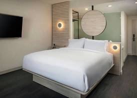 AC Hotel by Marriott San Luis Potosi 4