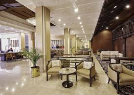 The Everest Hotel 4