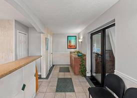 Travelodge by Wyndham Hotel & Cottages St Augustine - Historic 2