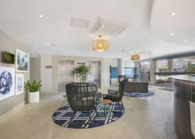 BreakFree Grand Pacific 5