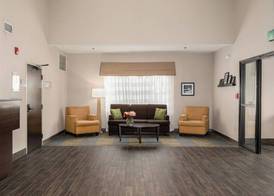 SureStay by Best Western Summerville Flowertown 4