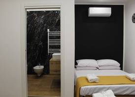 BlackWoody Contemporary Rooms - Napoli Centro Storico 3
