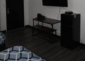 Holiday Lodge Motel 5