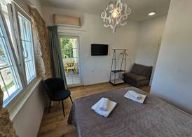 Villa GAJ - guest rooms with charm 4