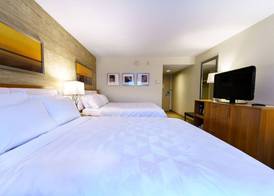 Iris Hotel Cape Cod 5