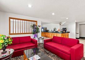 Quality Inn & Suites Howe - Sturgis 2