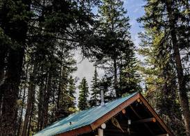 Storm Mountain Lodge & Cabins 4