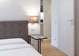 Cernobbio Center - Modern Apartment with Parking 5