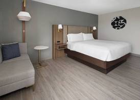 Holiday Inn ROANOKE-TANGLEWOOD-RT 419&I581 by IHG 3