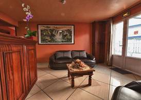 Otroiza Hotel 4