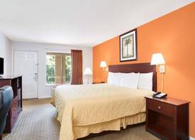Super 8 by Wyndham Defuniak Springs 5