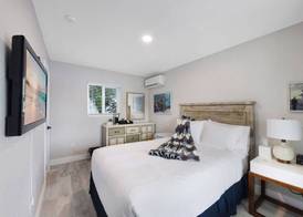 Palm Cove Motel 5