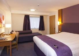 Premier Inn Walsall Town Centre 4