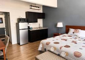 Econo Lodge Oskaloosa 4