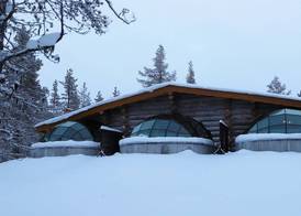 Kakslauttanen Arctic Resort - Igloos and Chalets 4