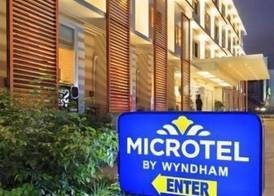 Microtel By Wyndham Acropolis 5