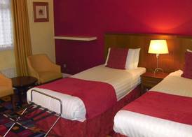 Caledonian Hotel 5