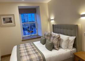 Waverley Inn Apartments 4