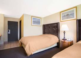 Knights Inn Endwell 5