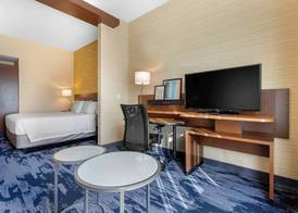Fairfield Inn & Suites by Marriott Mebane 4